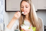 Curd, Curd time, right time to consume curd and who should avoid, Hydration