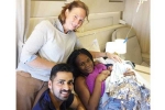 Dr Sij Hemal, Dr Sij Hemal, an indian american urologist helps deliver baby in an international flight, Umbilical cord