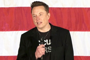 Elon Musk giving 1 million dollar to people to vote in USA