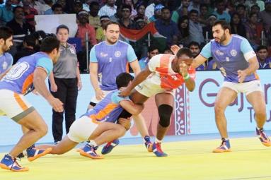 Kabaddi World Cup: India thrash Thailand, to face Iran in final