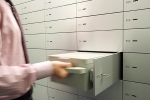 locker, locker service in bank, nri couple visits bank after a decade find locker empty, Nri couple