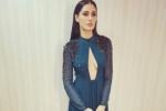 Nargis Fakhri news, Nargis Fakhri pinned dress, nargis fakhri asked to pin up her dress, Ritesh deshmukh