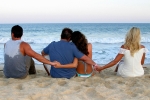 monogamous, polyamorous, open relationships are just as happy as couples, Love relation