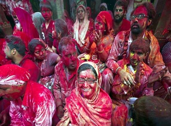 Vrindavan widows to play Holi!