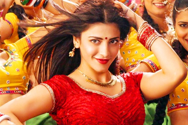 Seductive Shruti in Tevar song},{Seductive Shruti in Tevar song